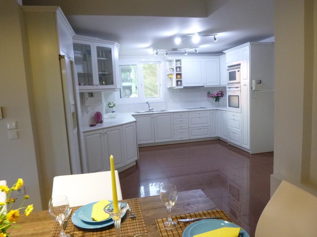 Villa Politia Aten Rum bild